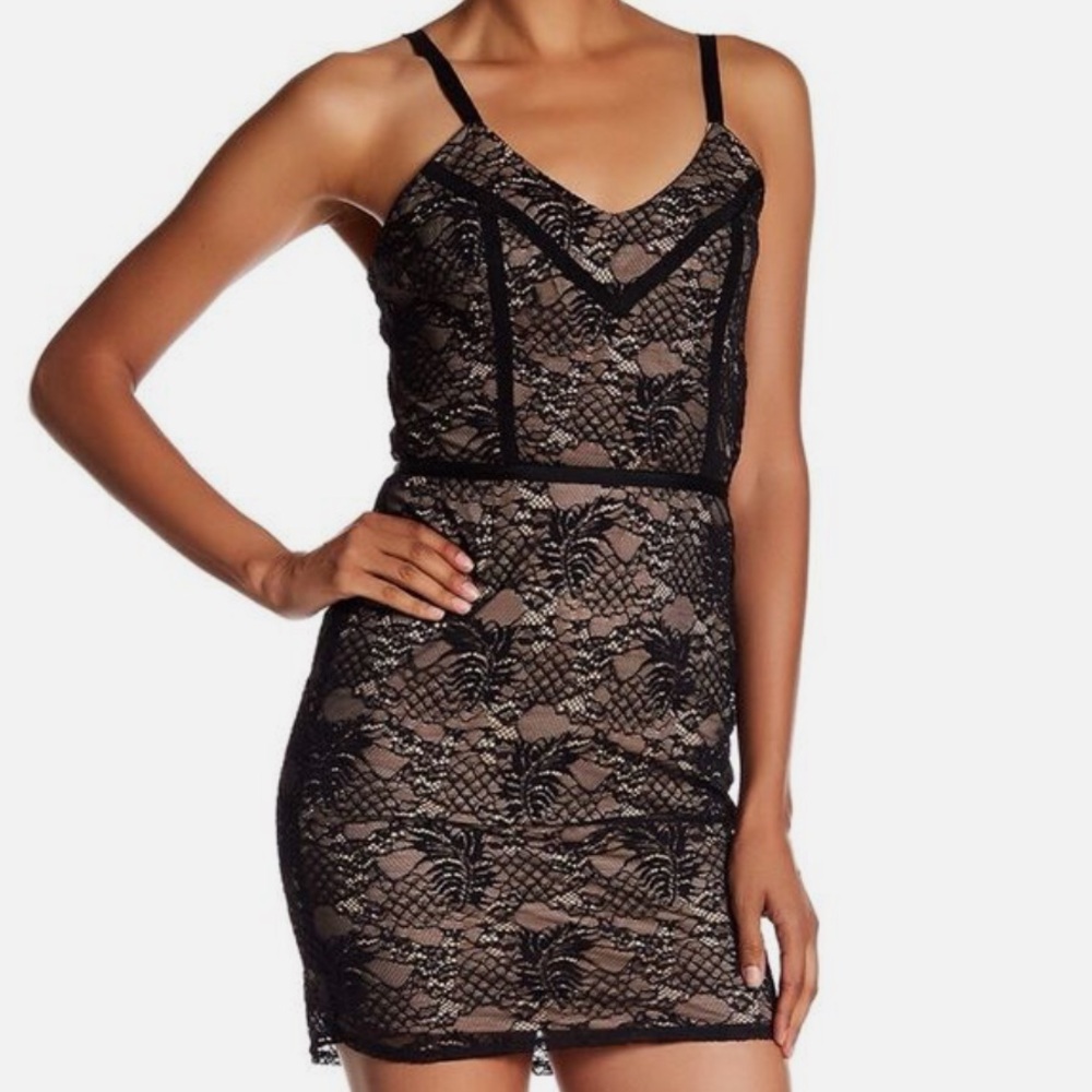 Ali & Jay Desert at Dusk Lace Overlay Dress size S